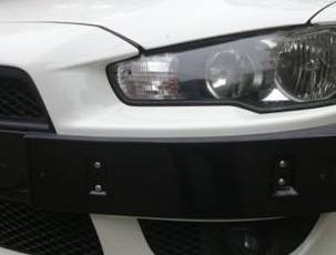 Подиум Evo-Style номерного знака (с изгибом) для Mitsubishi Lancer 10(Х) (Дорестайлинг)