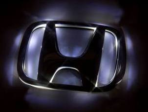 Эмблема  Honda с двухцветной светодиодной подсветкой красного и белого цвета 
