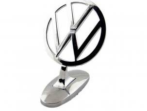 Прицел на капот с логотипом VW