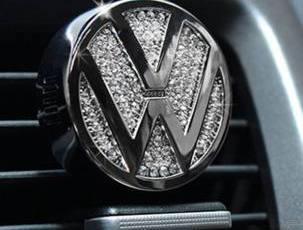 Ароматизатор в машину с логотипом VW (со стразами)