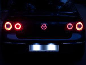 Подсветка логотипа VW (красного цвета)
