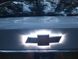 Подсветка логотипа Chevrolet (белого цвета) для Chevrolet Cruze 1 седан
