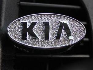 Ароматизатор в машину с логотипом Kia (со стразами)