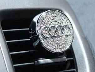 Ароматизатор в машину с логотипом Audi (со стразами)