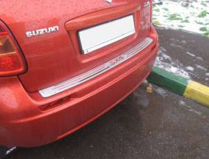Накладка на задний бампер для Suzuki SX4 1