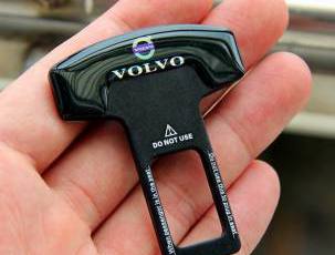 Заглушки ремней безопасности с логотипом Volvo 