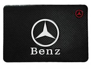 Противоскользящий коврик с логотипом Mercedes-Benz